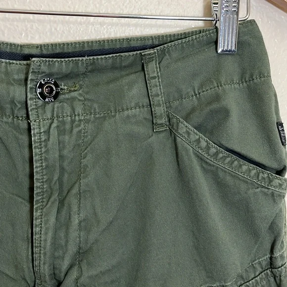 G-Star Dark Green Cargo Shorts - Picture 3 of 14